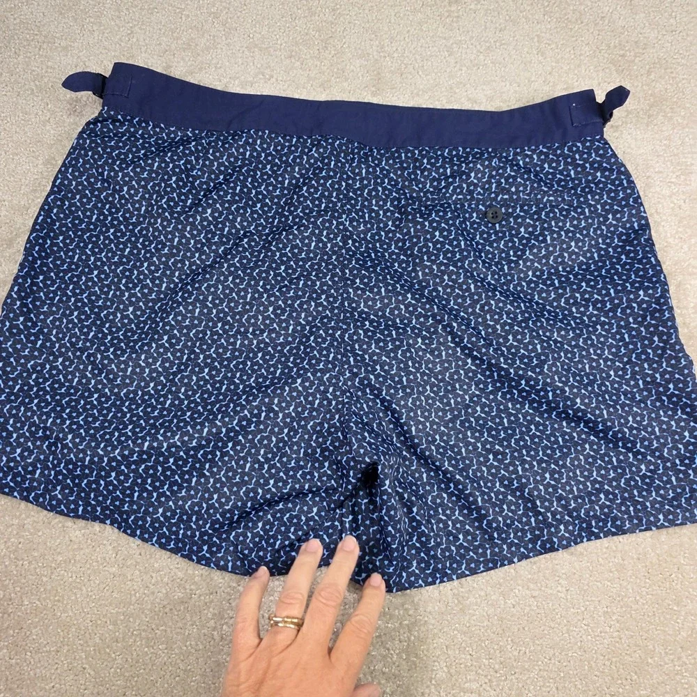 Vineyard Vines Swim Trunks Mens 36 Blue Floral Geometric 1M001112 Portugal - Picture 5 of 6